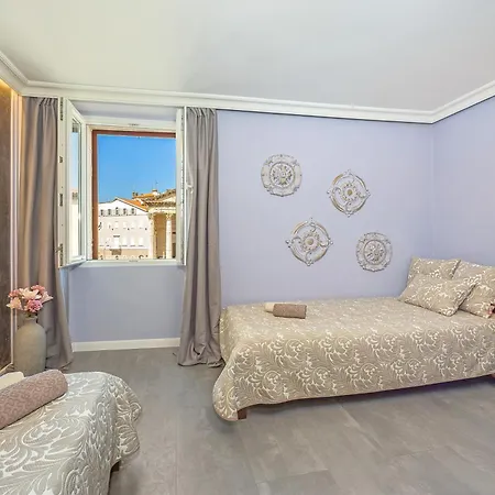 Augustus Forum View Póla