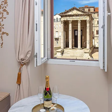 Augustus Forum View 普拉